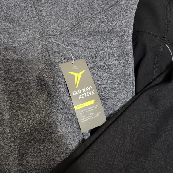 Four Pairs NWT Old Navy Active Go Dry Cool Leggings Yoga pants/ Mesh Cut Outs - Picture 3 of 3